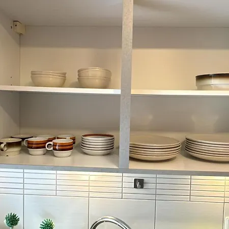 3 Zim - Bis 9 Per - In Rudow Appartement