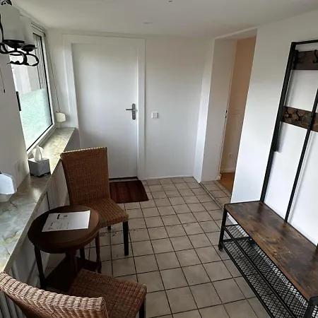 3 Zim - Bis 9 Per - In Rudow *